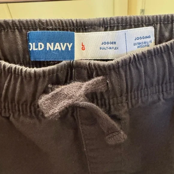 Gray Men's Shorts large - Picture 3 of 3